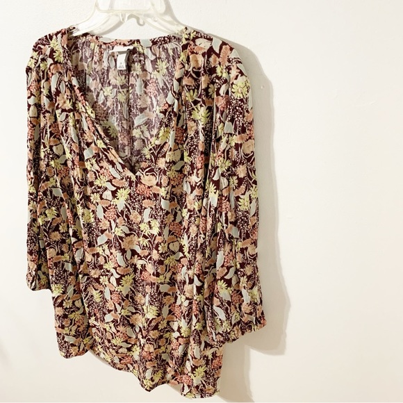 Ava & Viv Open Deep V-neck 3/4 Sleeve Popover Blouse Burgundy Floral Print - Picture 4 of 13